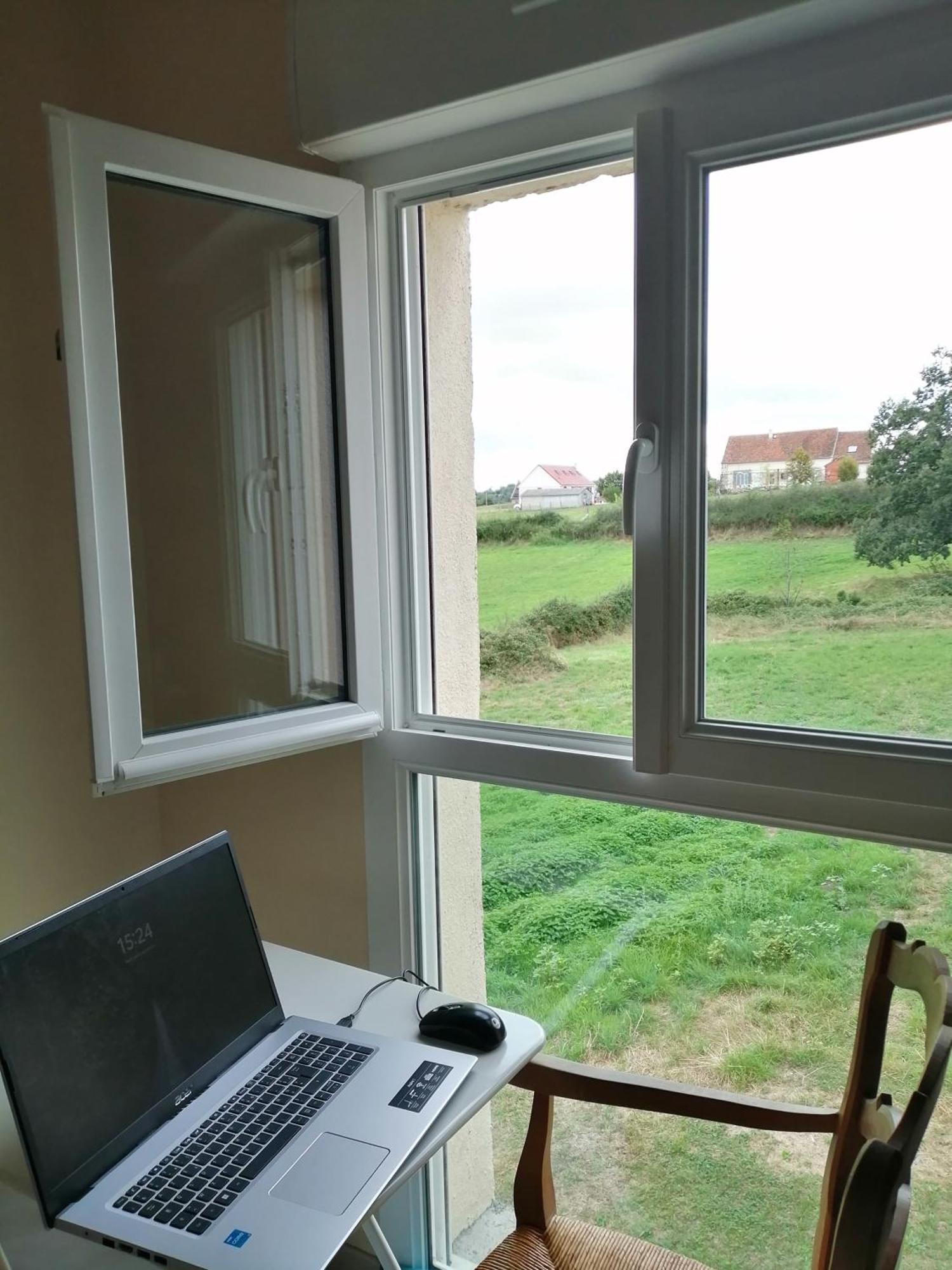 Chambre Campagne Uxelloise Uxeau Εξωτερικό φωτογραφία